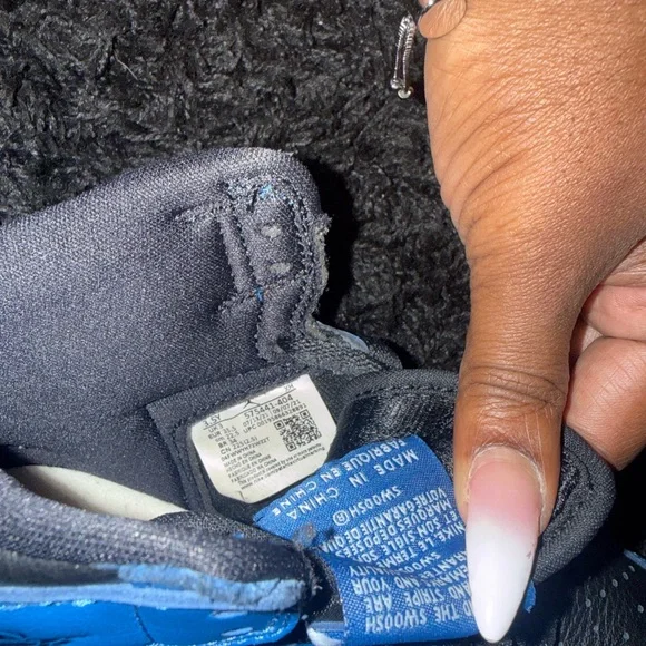 Jordan 1 Retro High OG Dark Marina Blue GS - Picture 5 of 5